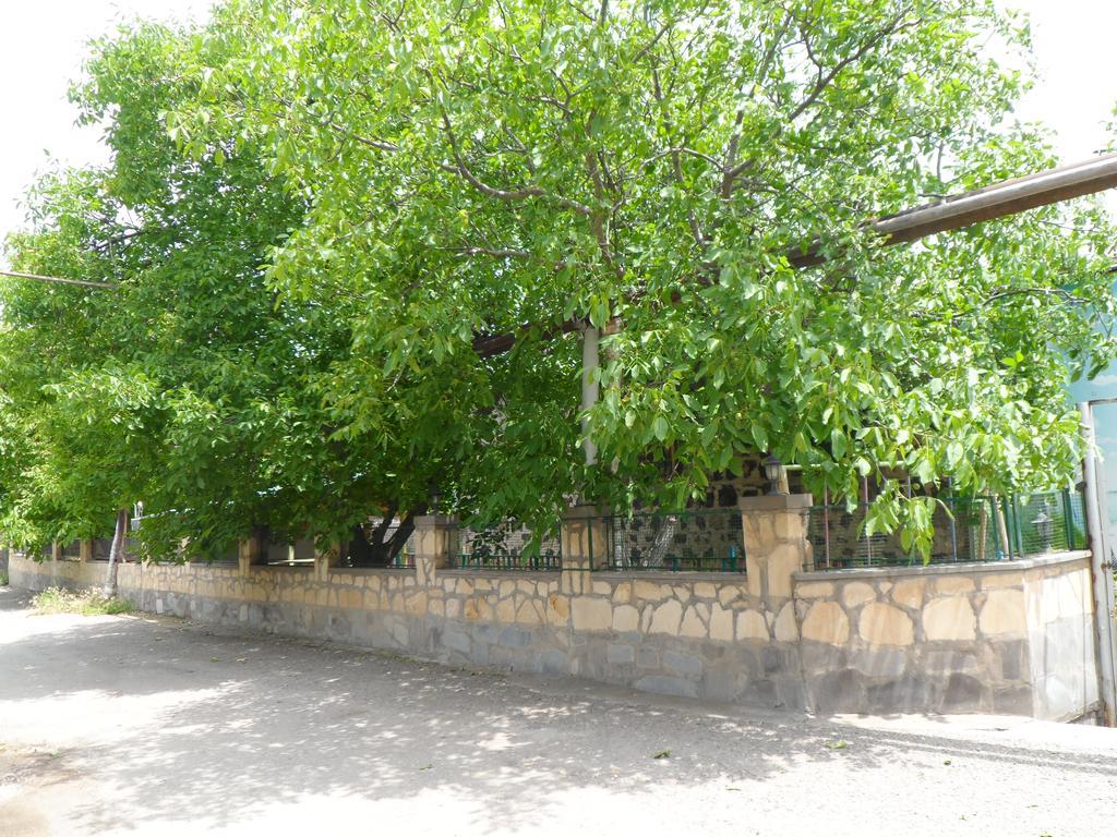 Guest House Nataly Yeghegnadzor Esterno foto