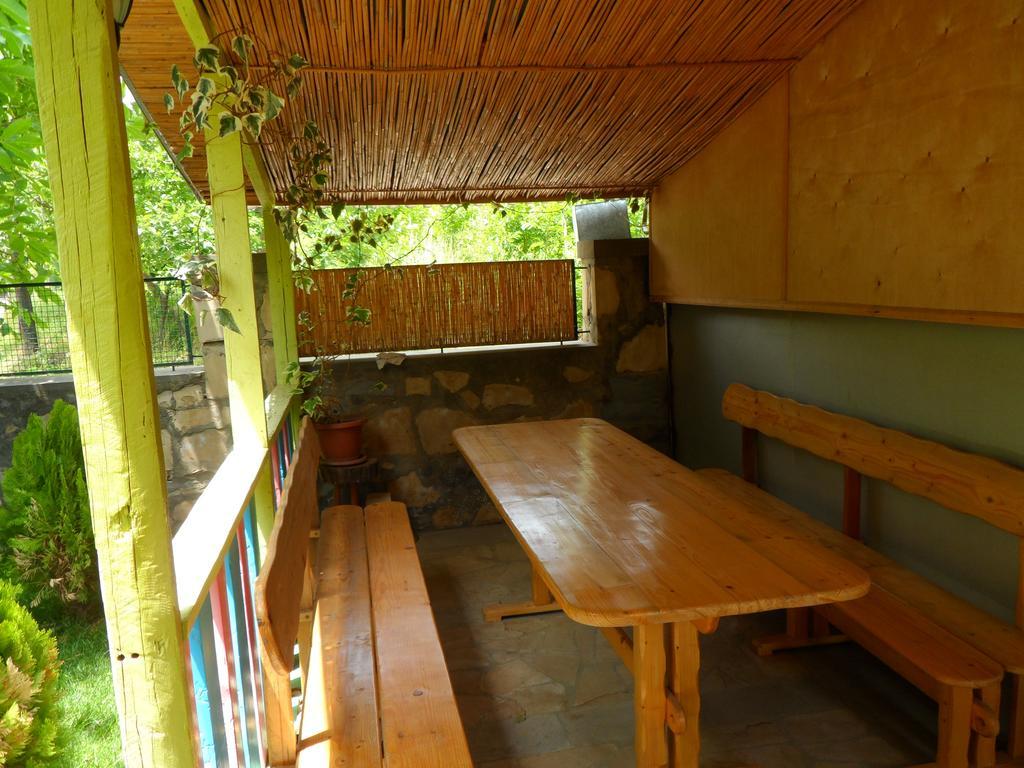 Guest House Nataly Yeghegnadzor Esterno foto