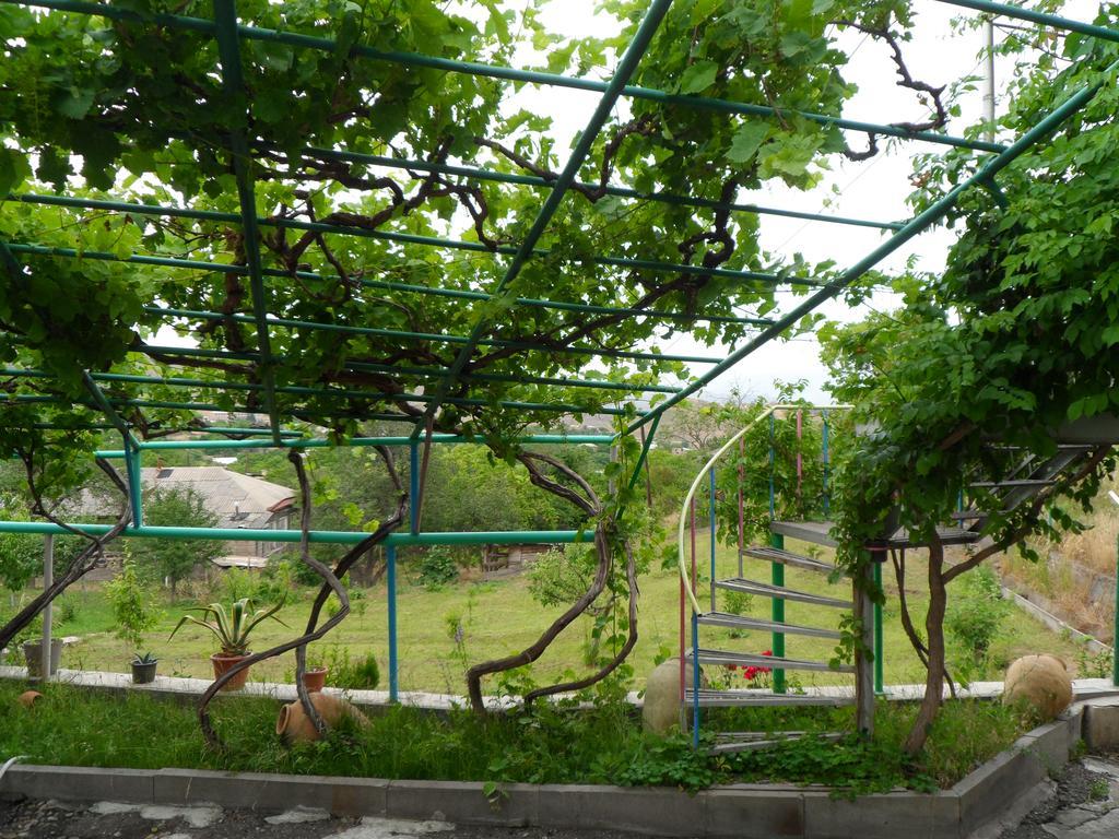 Guest House Nataly Yeghegnadzor Esterno foto
