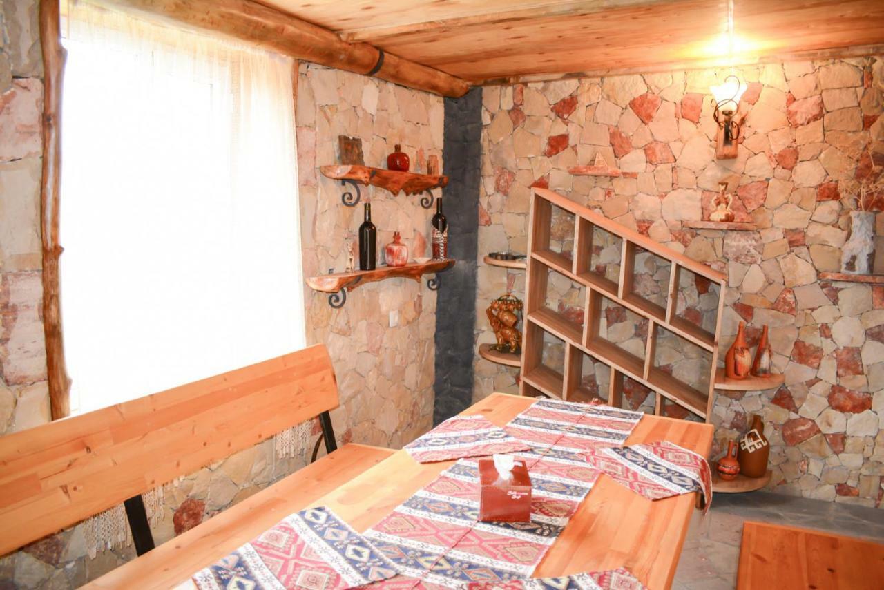 Guest House Nataly Yeghegnadzor Esterno foto